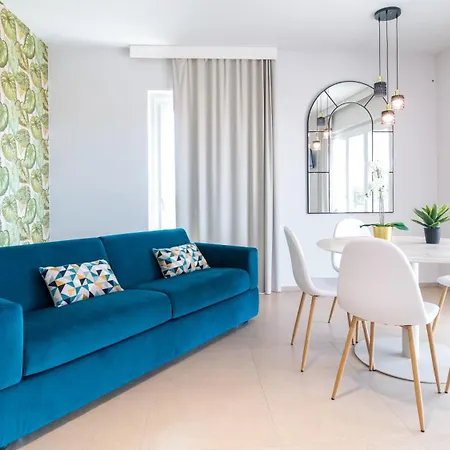Attico Leopardi 100 - By Sardinianworld Apartment